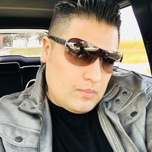 Meet your Posher, Johanes